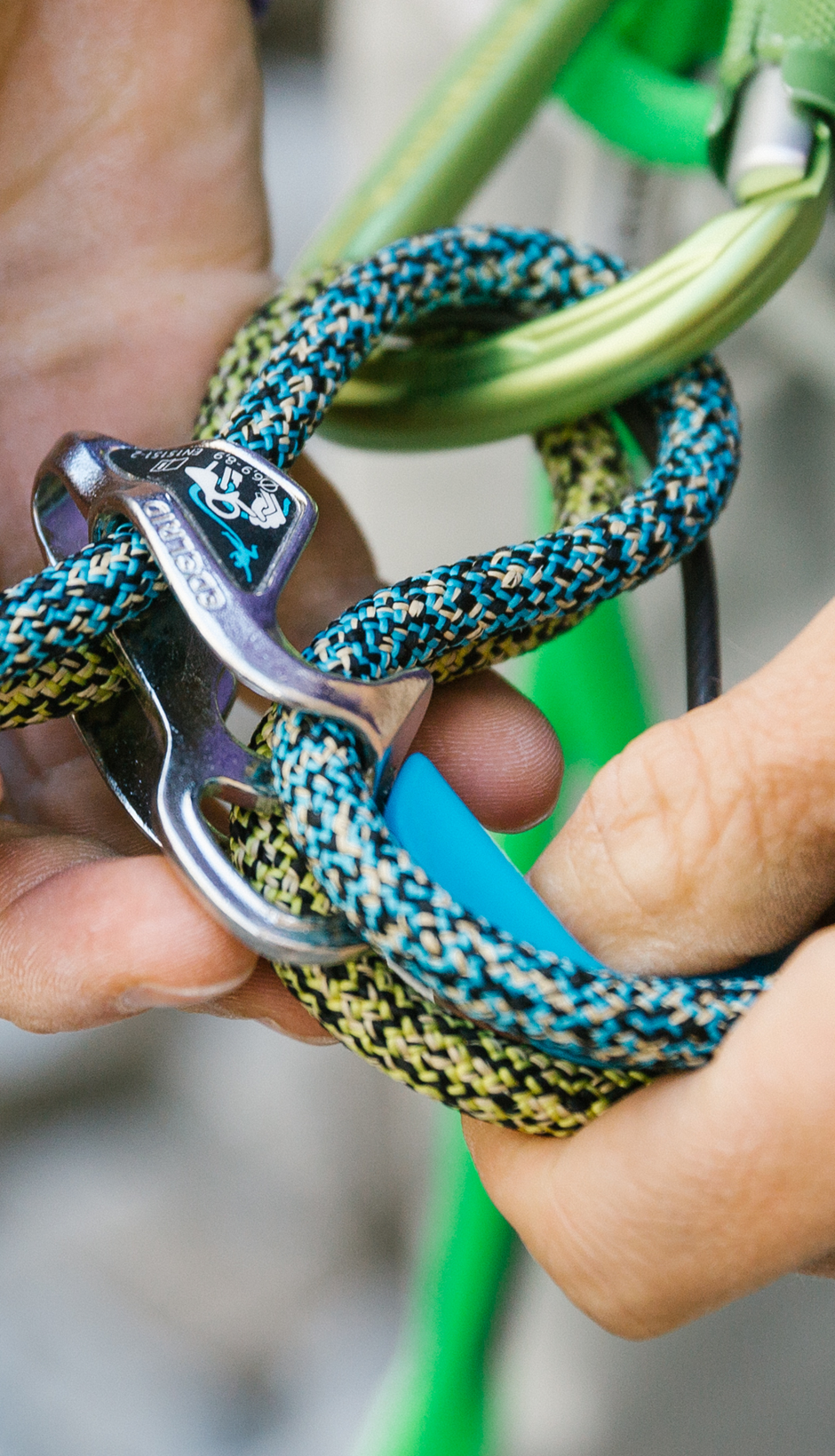 EDELRID MICRO JUL BELAY DEVICE SLATE - Image 3